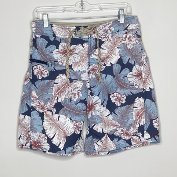 Patagonia Wavefarer Board Shorts - Picture 1 of 6